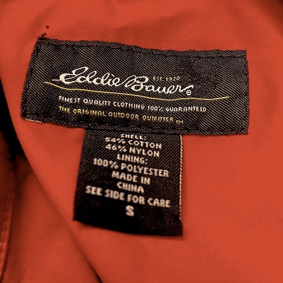 🌟EDDIE BAUER fully lined Red Coral Button Up Trench Coat Raincoat rain jacket - Picture 3 of 13
